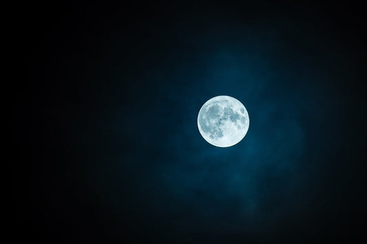 Harnessing the Power of December’s Cold Moon: A Time for Reflection and Manifestation